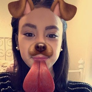 Meet your Posher, Valentina